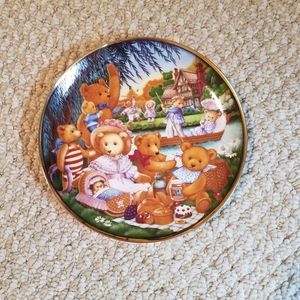 Teddy bear picnic plate